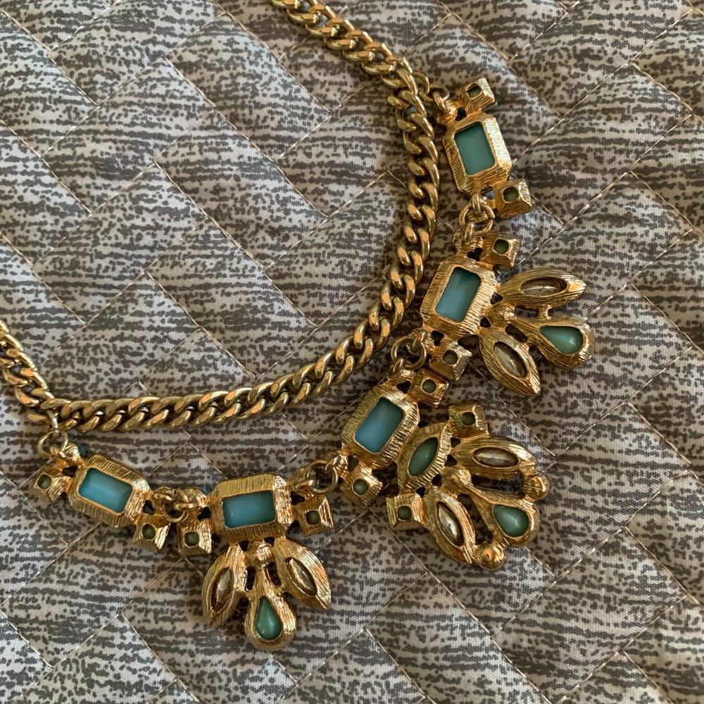 Statement necklace - Picture 4 of 7